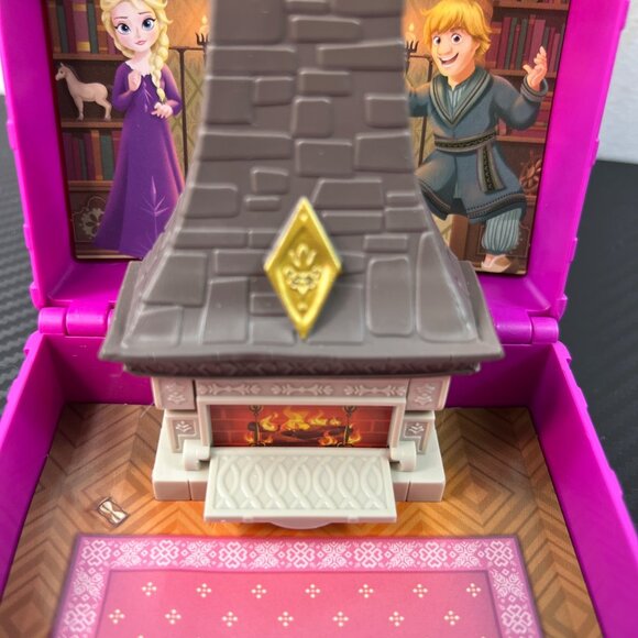 Disney Frozen Mini Playset With Anna Figure & Furniture Case with Handle - Picture 8 of 14